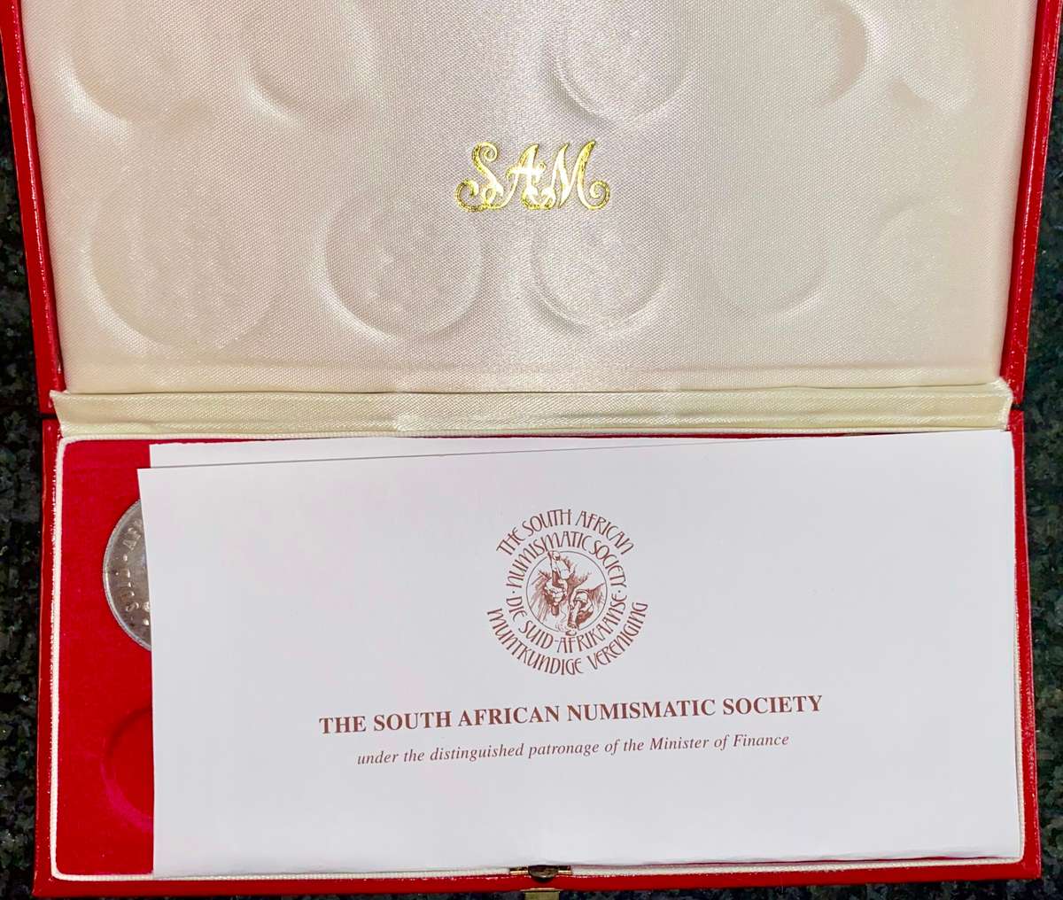 SOUTH AFRICA PROOF SET SILVER R1 TO 1/2 CENT -- 1977 -- IN RED SA MINT BOX