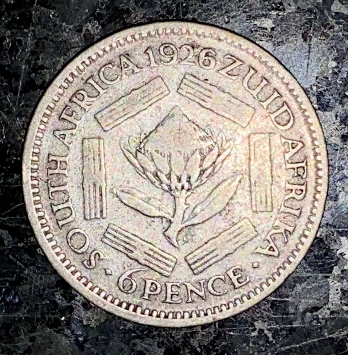 S A UNION SILVER 6D SIXPENCE -- 1926 --