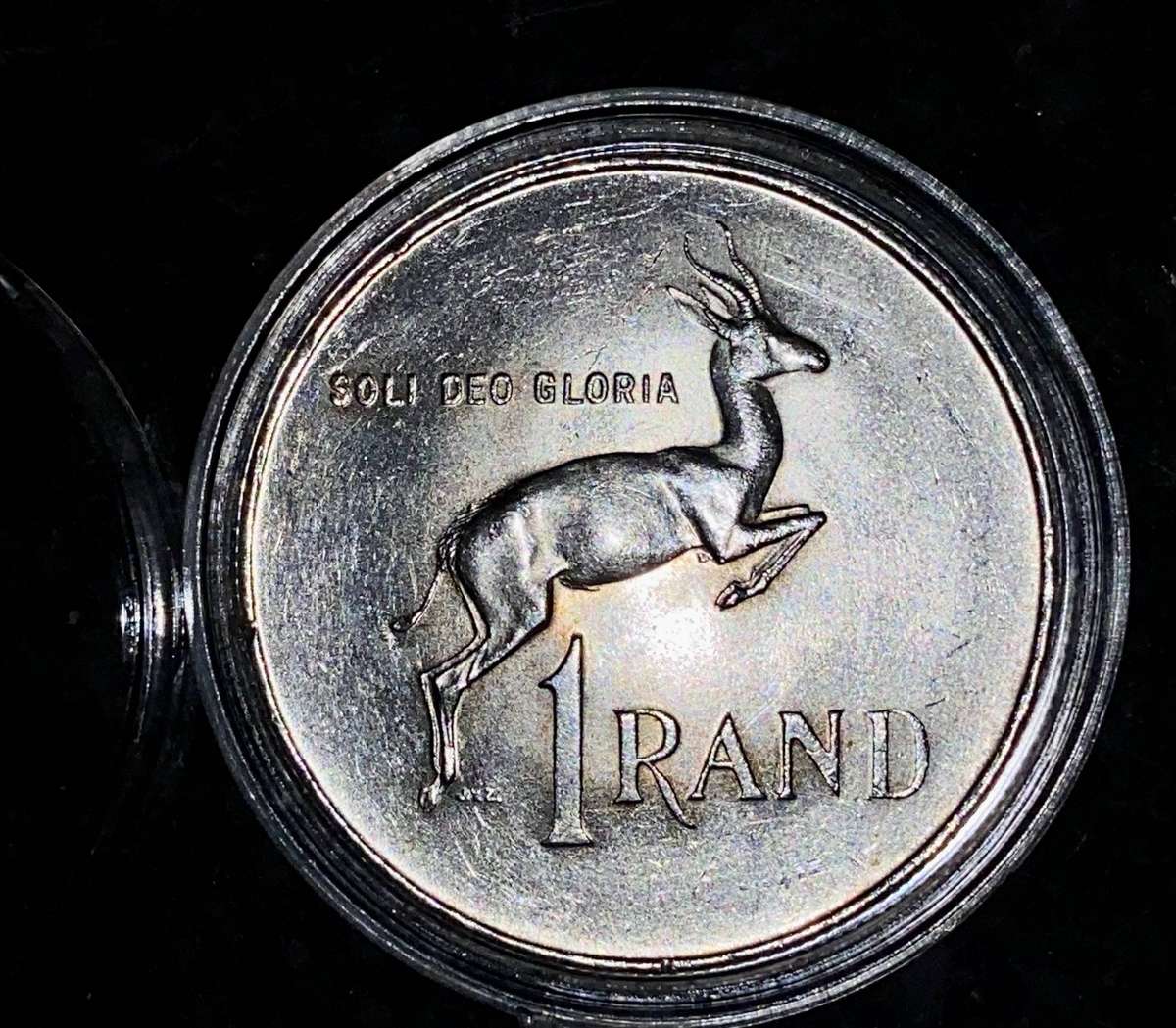 South Africa. Silver R1 -- 1966 Afrikaans good condition in capsule