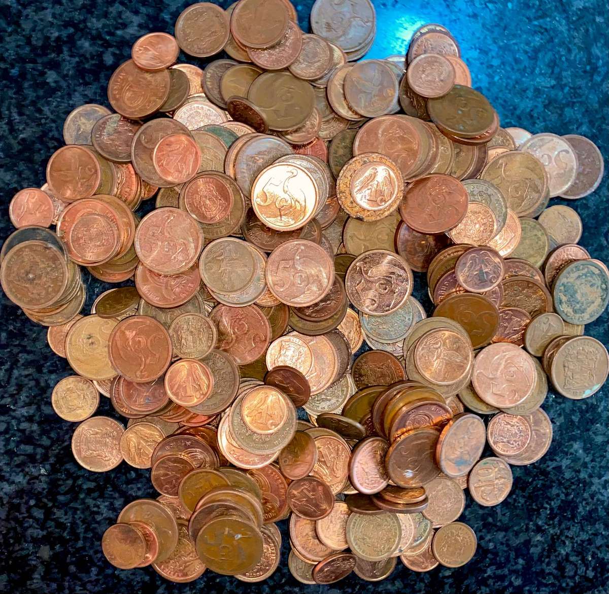 South Africa Lot -- 1KG -- 1 cent - 2 cent & 5 cent - 3rd decimal 1990 to 2011 (1 bid takes all)