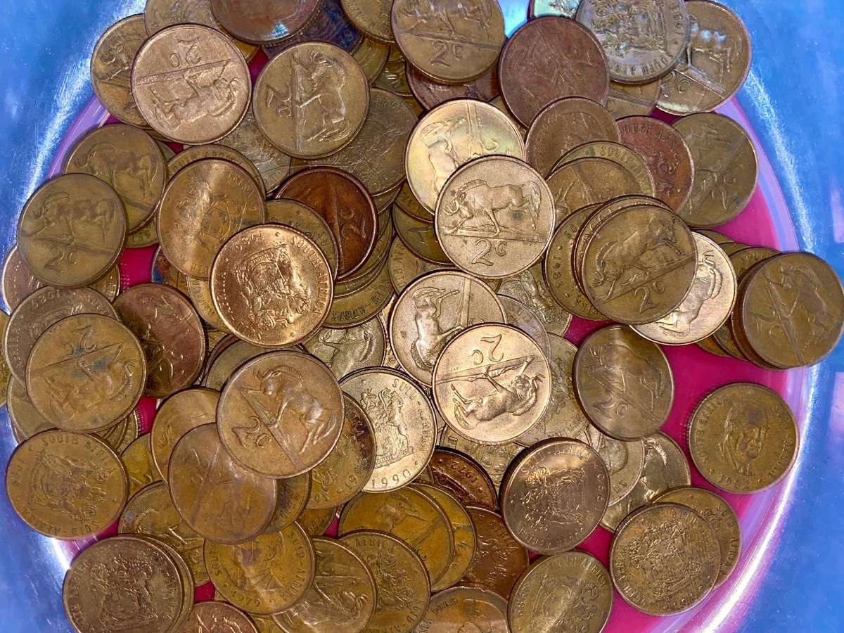 South Africa Lot -- 1/2 KG -- 2 cent various dates - 2nd decimal 1965 to 1989 (1 bid takes all)