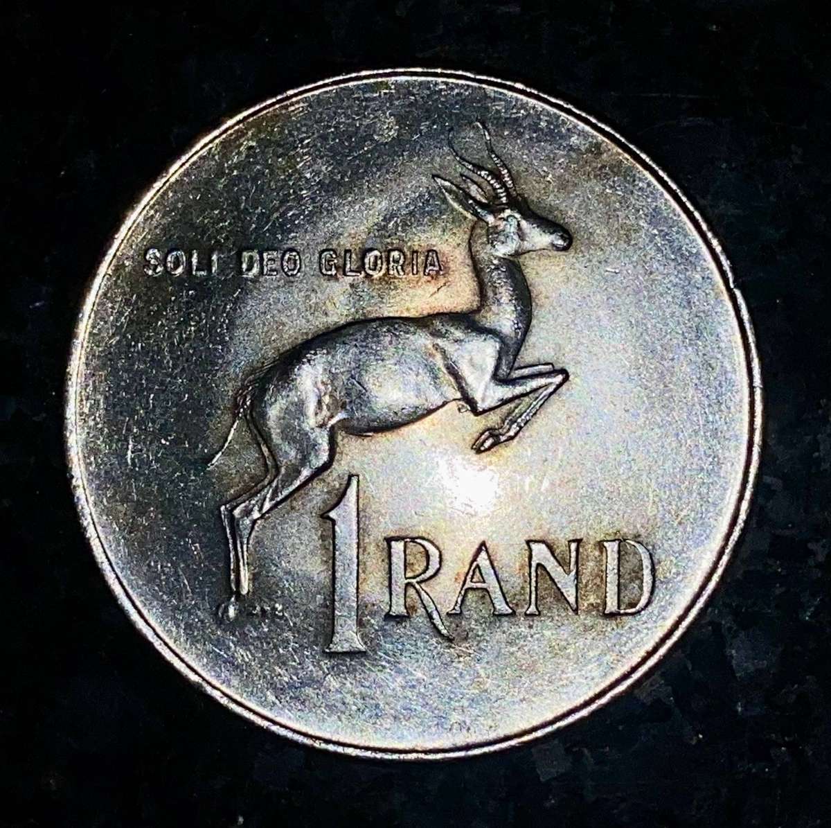 South Africa. Silver R1 -- 1966 Afrikaans good condition