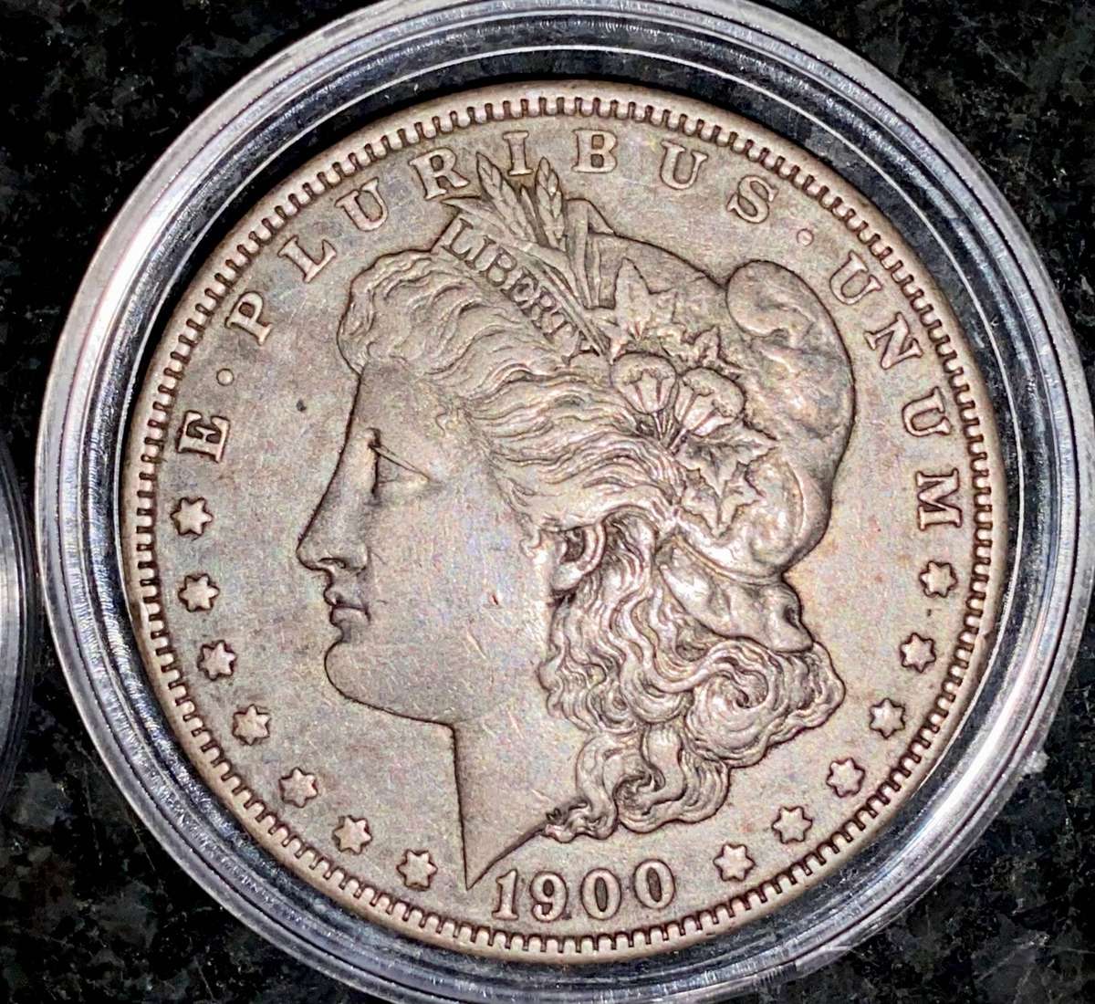 USA silver Morgan 1 dollar - 1921 Philadelphia Mint in capsule good condition