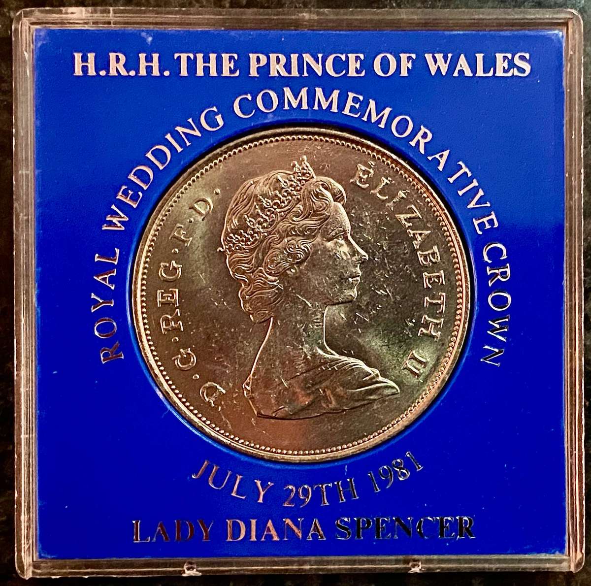 Great Britain. Crown - 1981 Royal Wedding Lady Diana  - in original perspex box