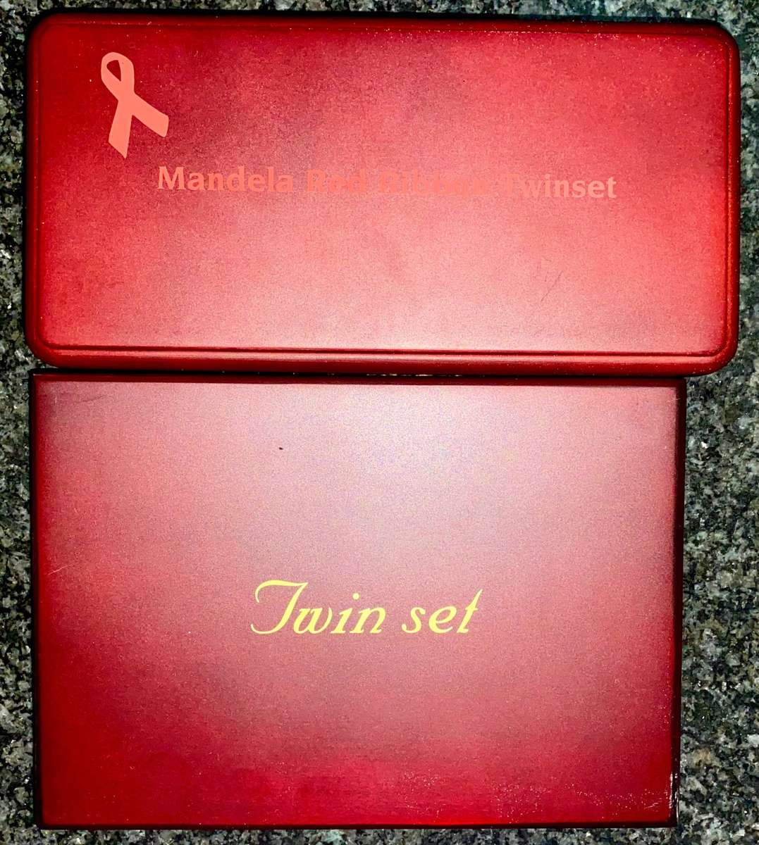 Nelson Mandela Wood Mint Boxes with Certificates (1 bid takes all)