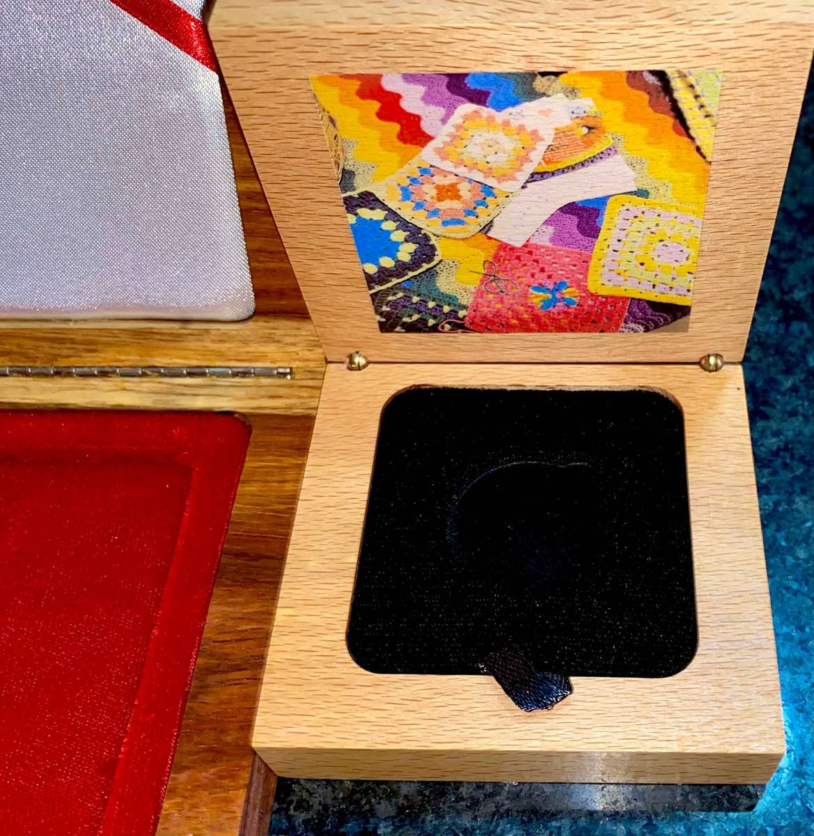 Nelson Mandela Wood Mint Boxes (1 bid takes all)