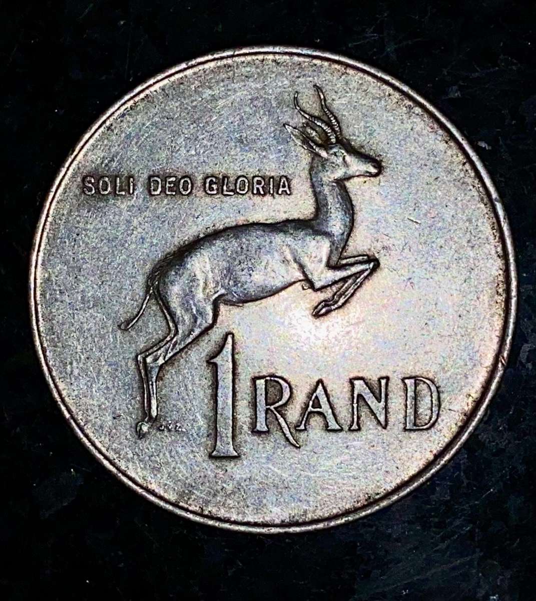 S.Africa -- Taged Ear Silver R1 -- 1966