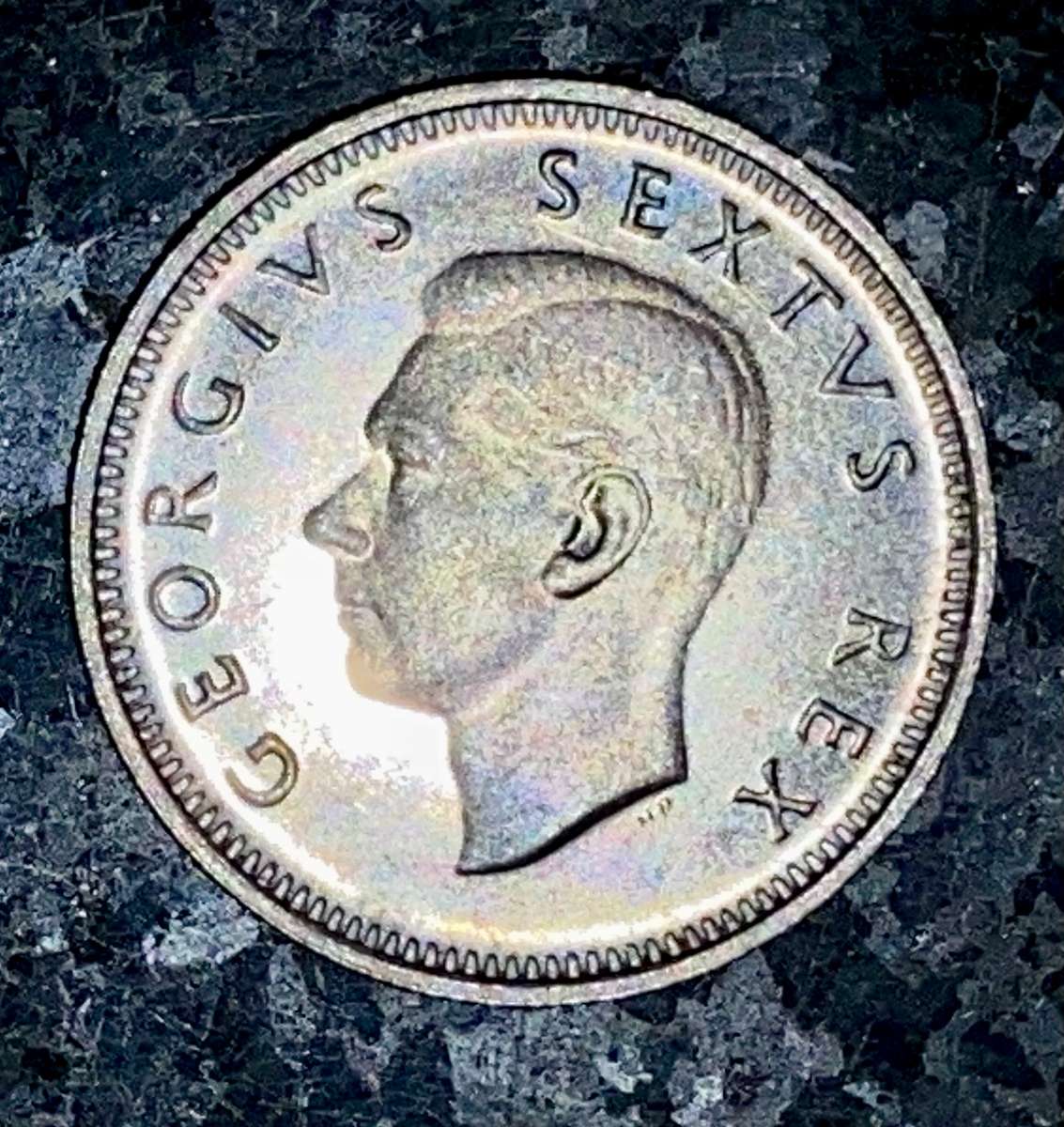 S A Union. silver 6d sixpence 1952 good condition