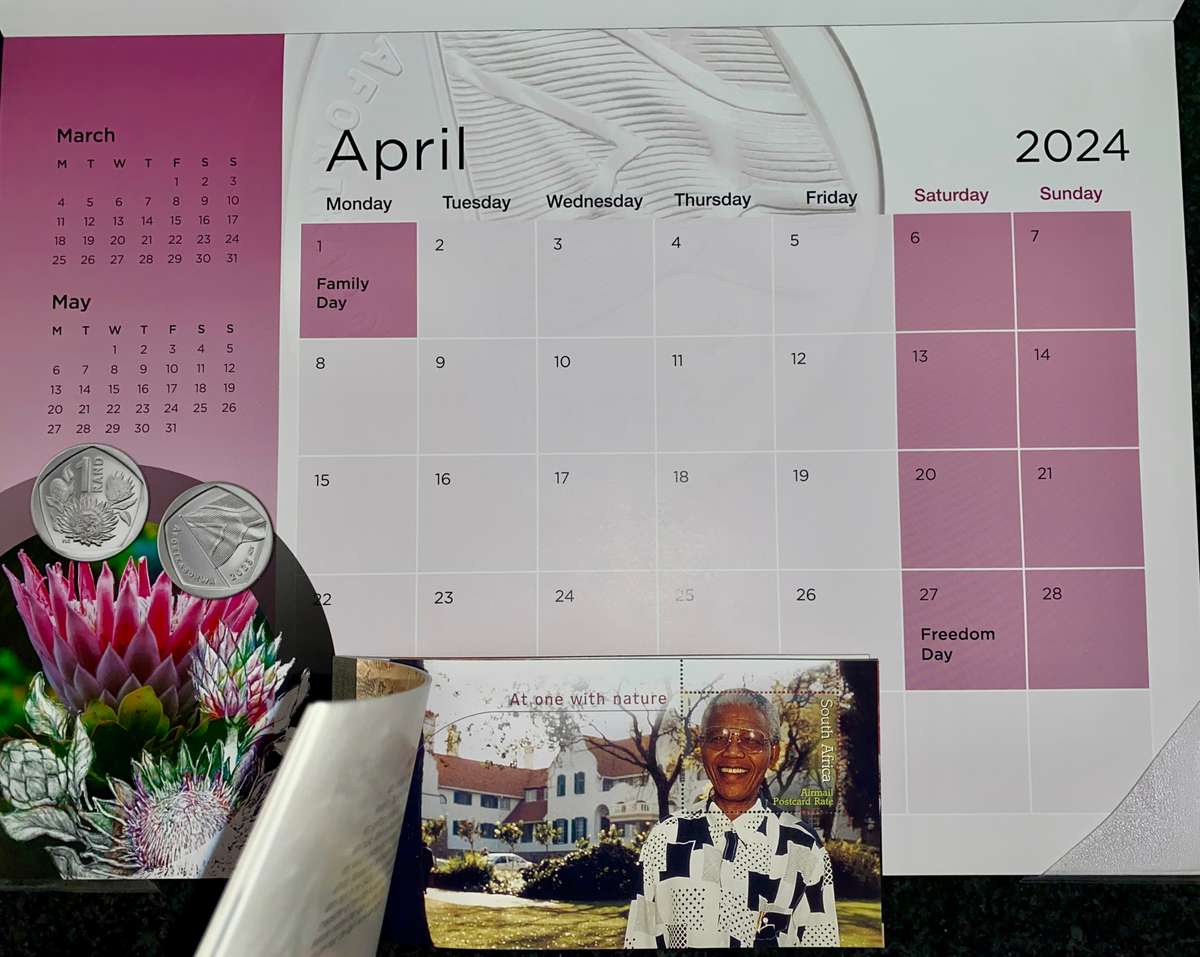 SOUTH AFRICA SET VERY LOW NO - L. KGANYAGO AA0000215 & G. MARCUS (NELSON MANDELA NM0000056 SCARCE)