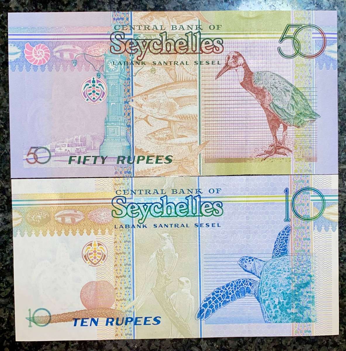 Seychelles Set 50 rupees & 10 rupees unc 1998 (1 bid takes all)