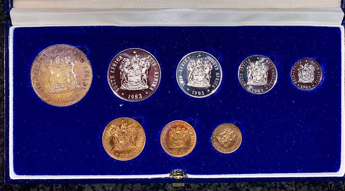 South Africa Proof set silver R1 to 1 cent 1983 blue SA mint box + box cover