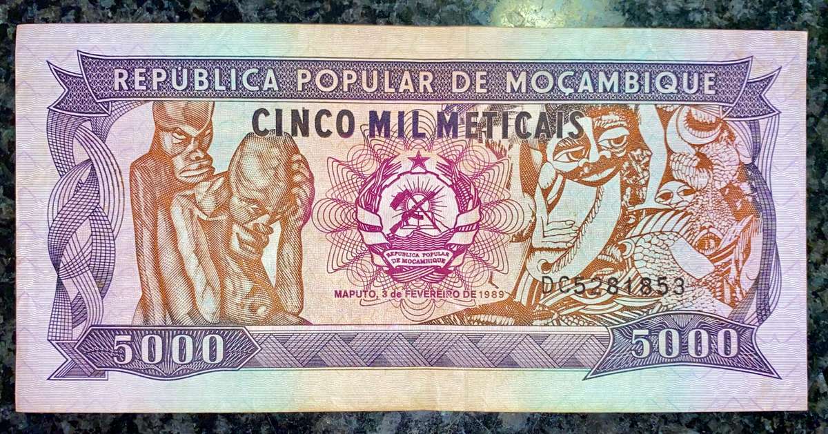 MOZAMBIQUE 5000 METICAIS 1989 STAMPED