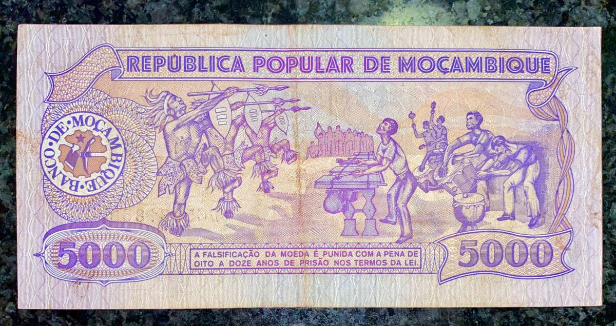 MOZAMBIQUE 5000 METICAIS 1989 STAMPED