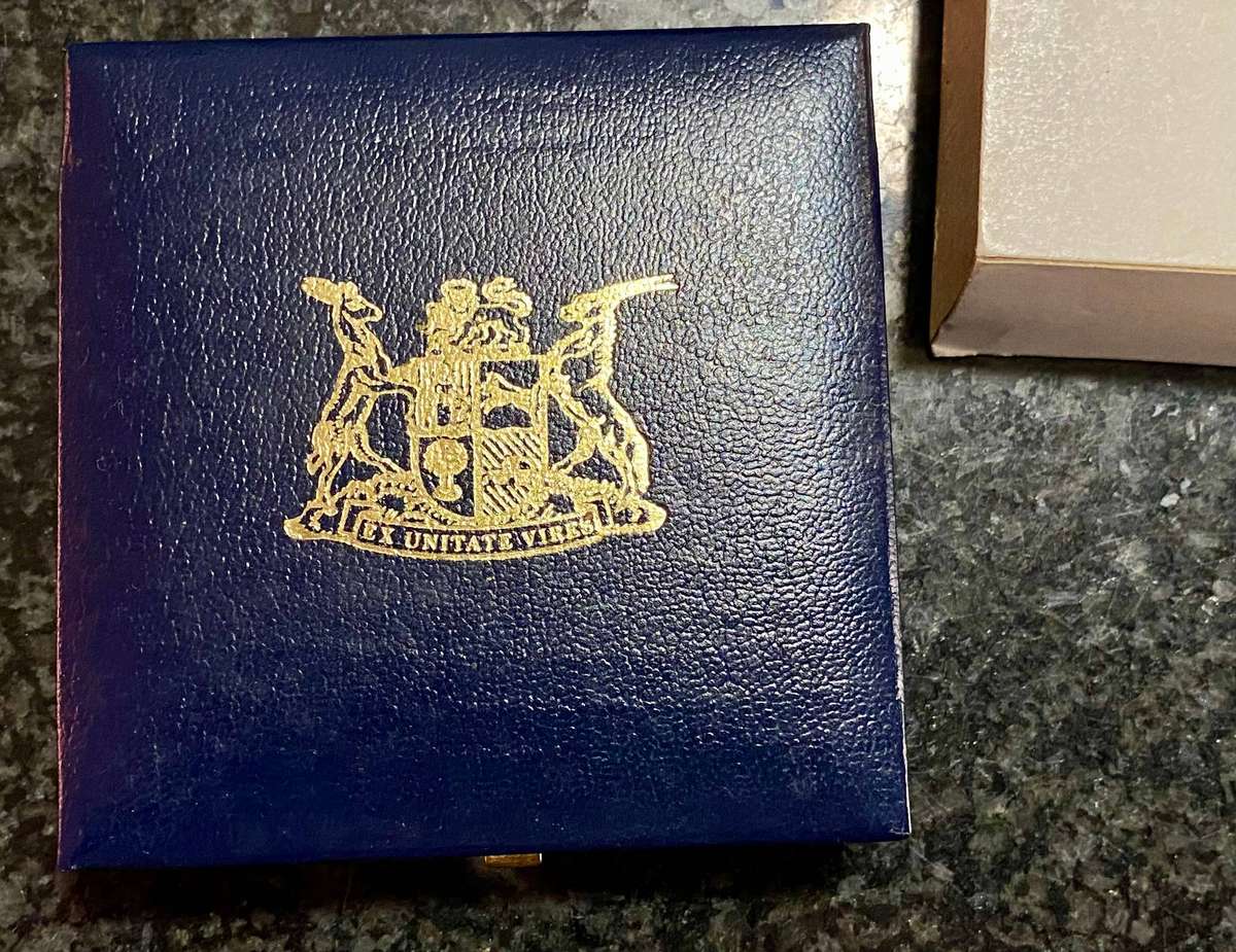 South Africa Proof Silver R1 -- 1989 blue SA mint box