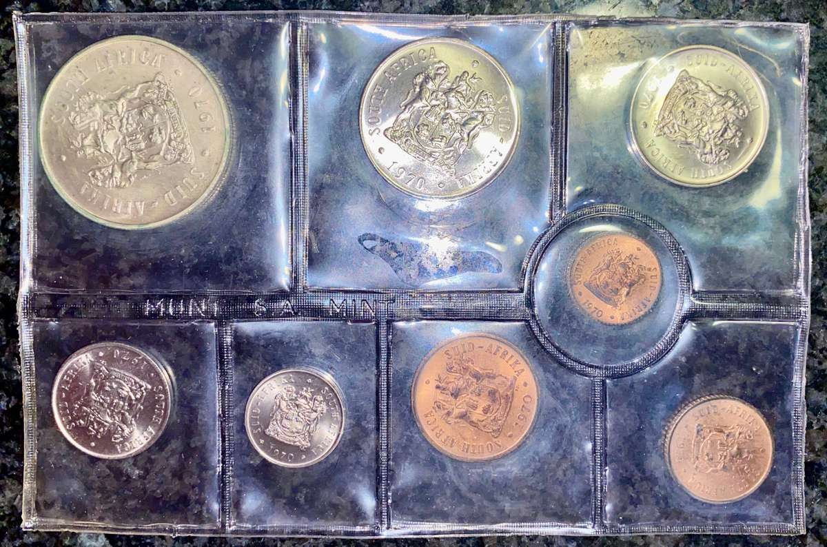 S A MINT UNCIRCULATED SET 1976 --SILVER R1 TO 1/2 CENT - SEALED FROM SA MINT