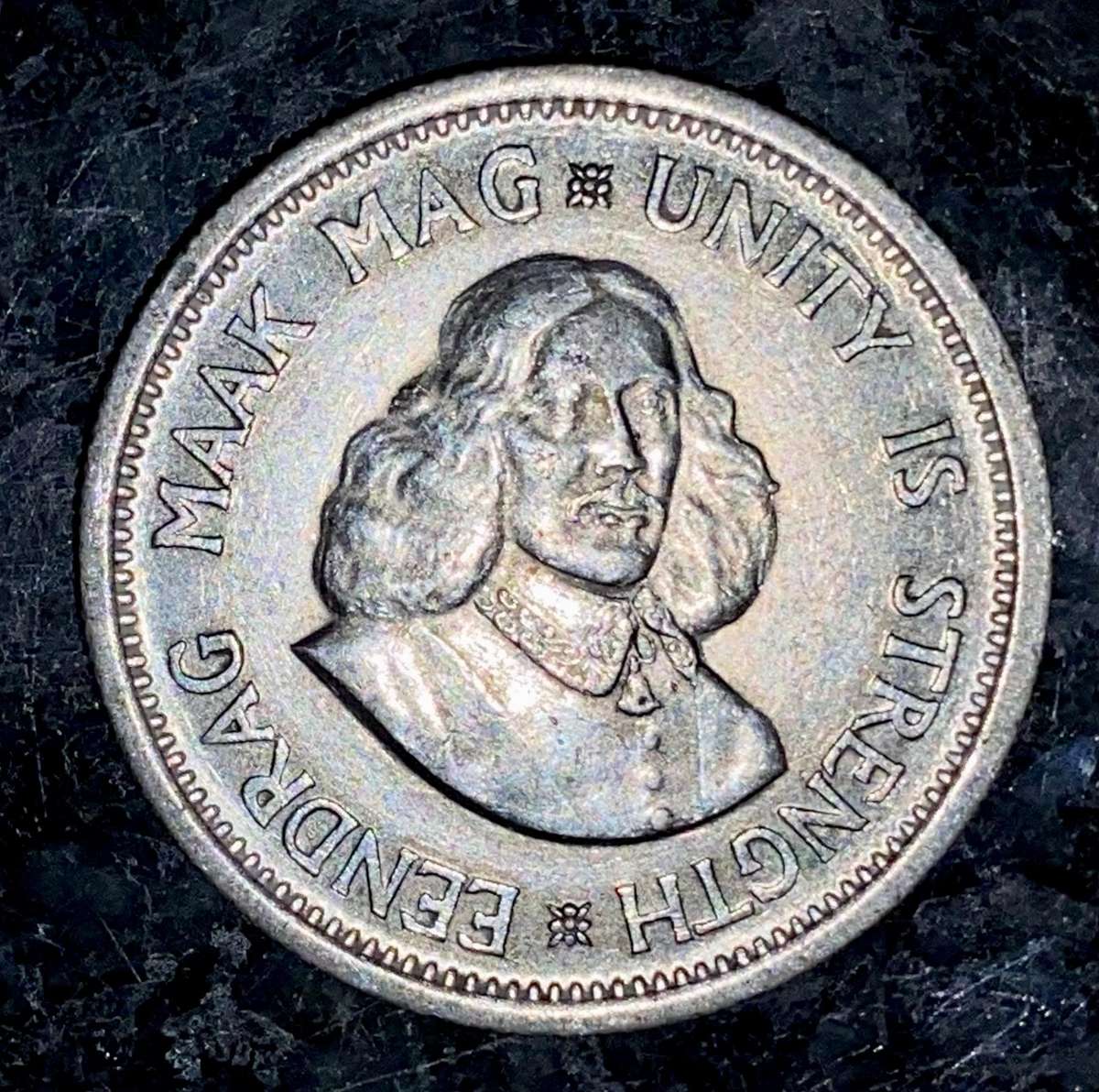 South Africa. Silver 10 cent 1964 good condition