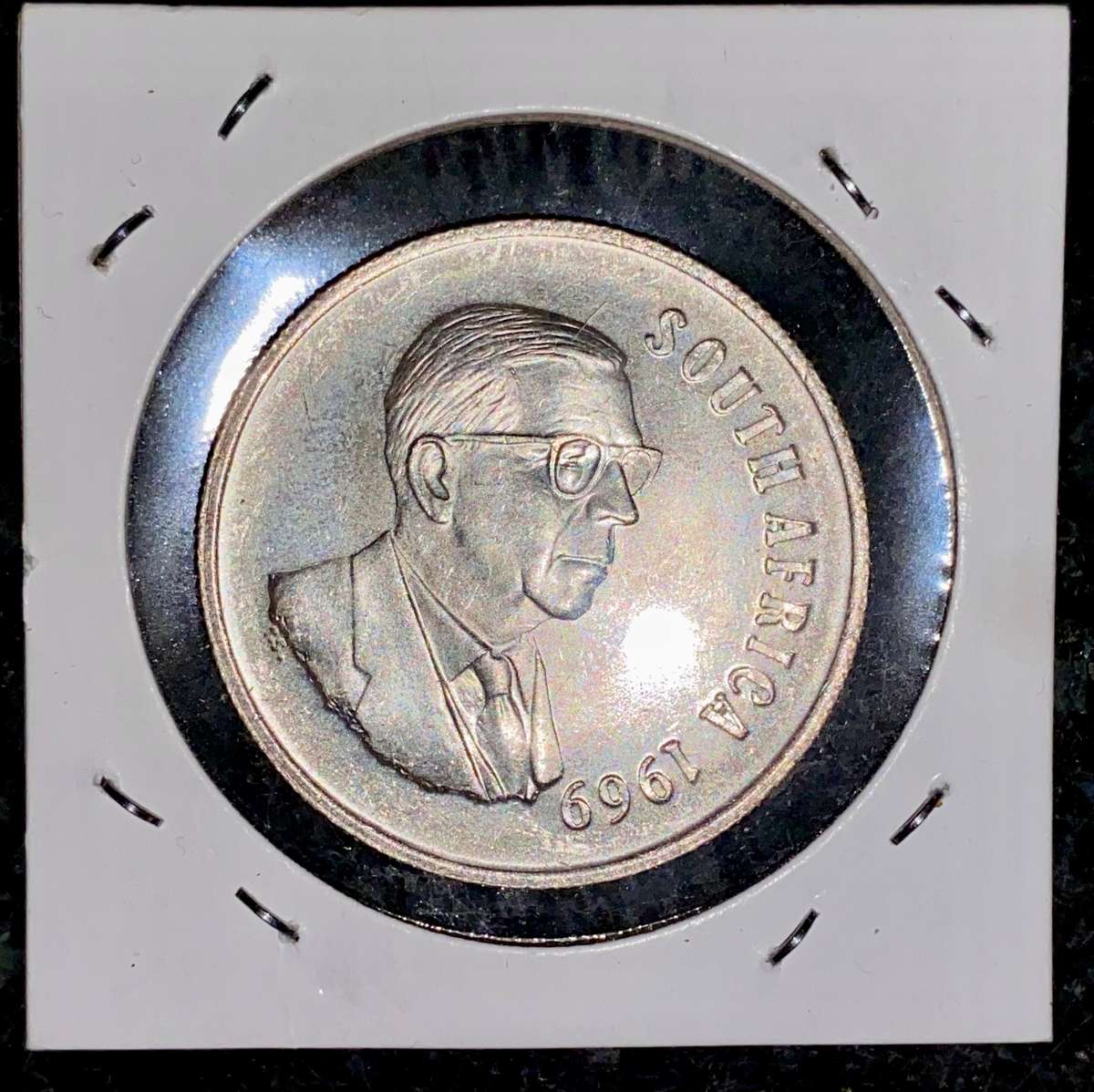 SOUTH AFRICA SILVER R1 --1969 ENGLISH GOOD CONDITION SILVER 80%