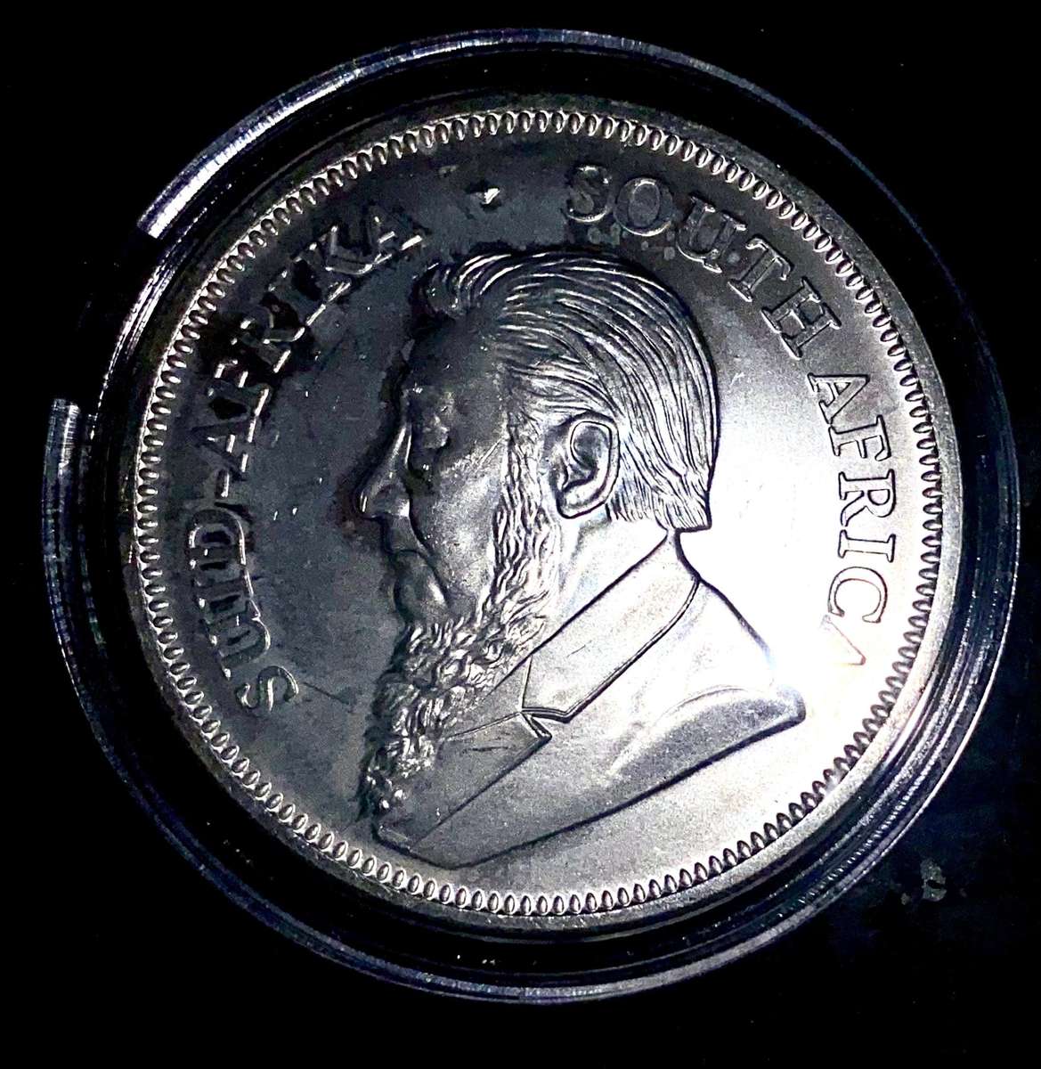 South Africa 1oz Silver Krugerrand 2022 in capsule