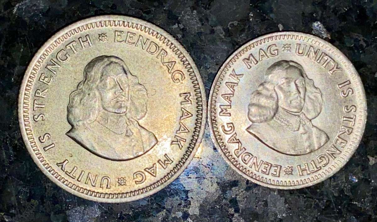 South Africa. silver set 2 1/2 cent & 5 cent 1962 excellent condition(1 bid takes all)