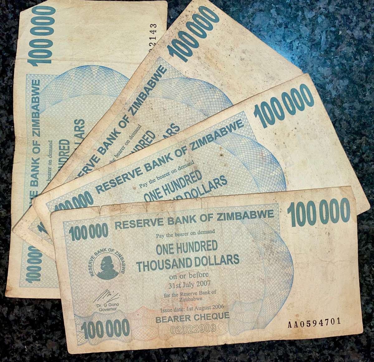 ZIMBABWE 100,000 DOLLARS 2007 ARGO CHEQUES(1 BID TAKES ALL