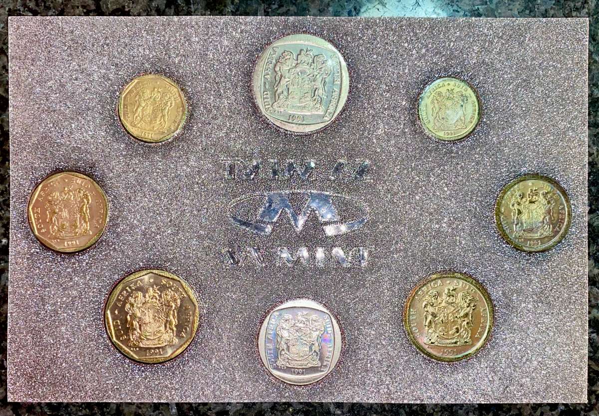 S A MINT UNCIRCULATED SET 1991 -- R2 TO 1 CENT -- SEALED FROM SA MINT TWO AVAILABLE