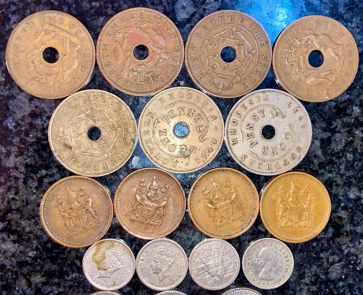 Rhodesia & Southern Rhodesia Lot (1 bid takes all)