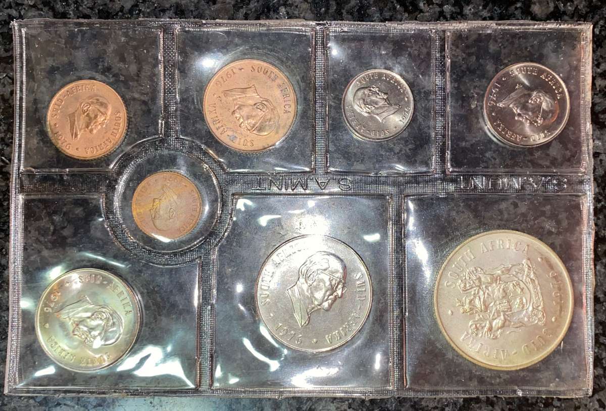 S A MINT UNCIRCULATED SET 1976 --SILVER R1 TO 1/2 CENT - SEALED FROM SA MINT