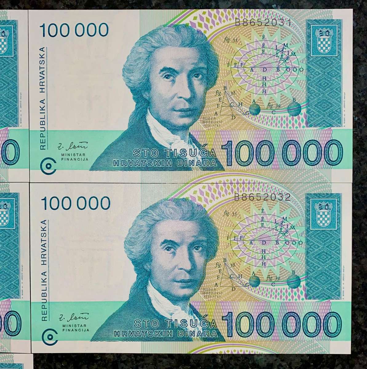 Croatia. 100,000 dinars in sequence B8652032-028 unc 1993 (1 bid takes all)