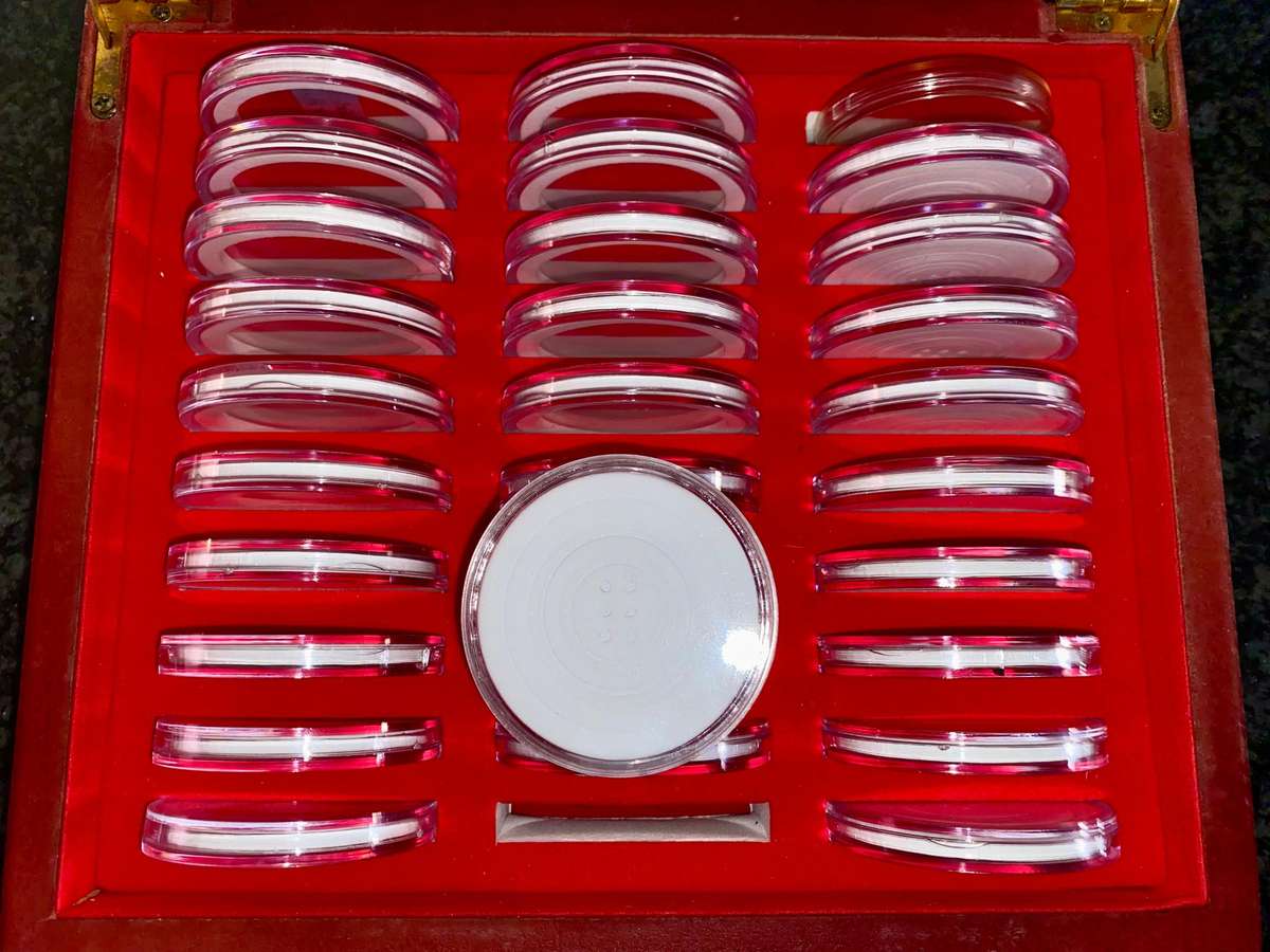 Wooden Box Coin Holder with 30 capsules various sizes