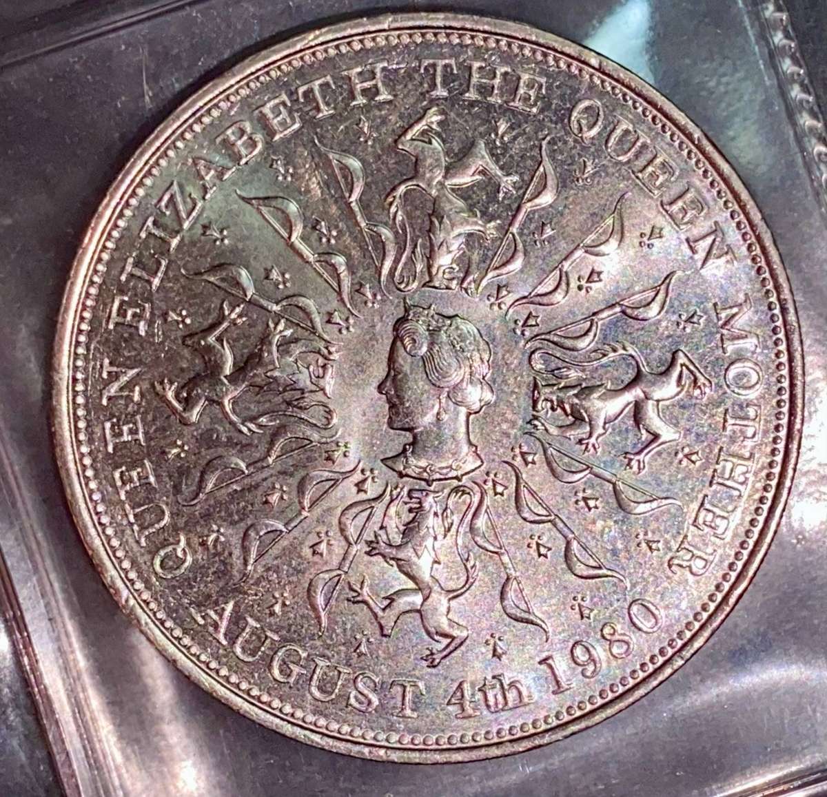 Great Britain Collection - Commemorative Crowns 1977-1980-1981 in coin folder - lot 5