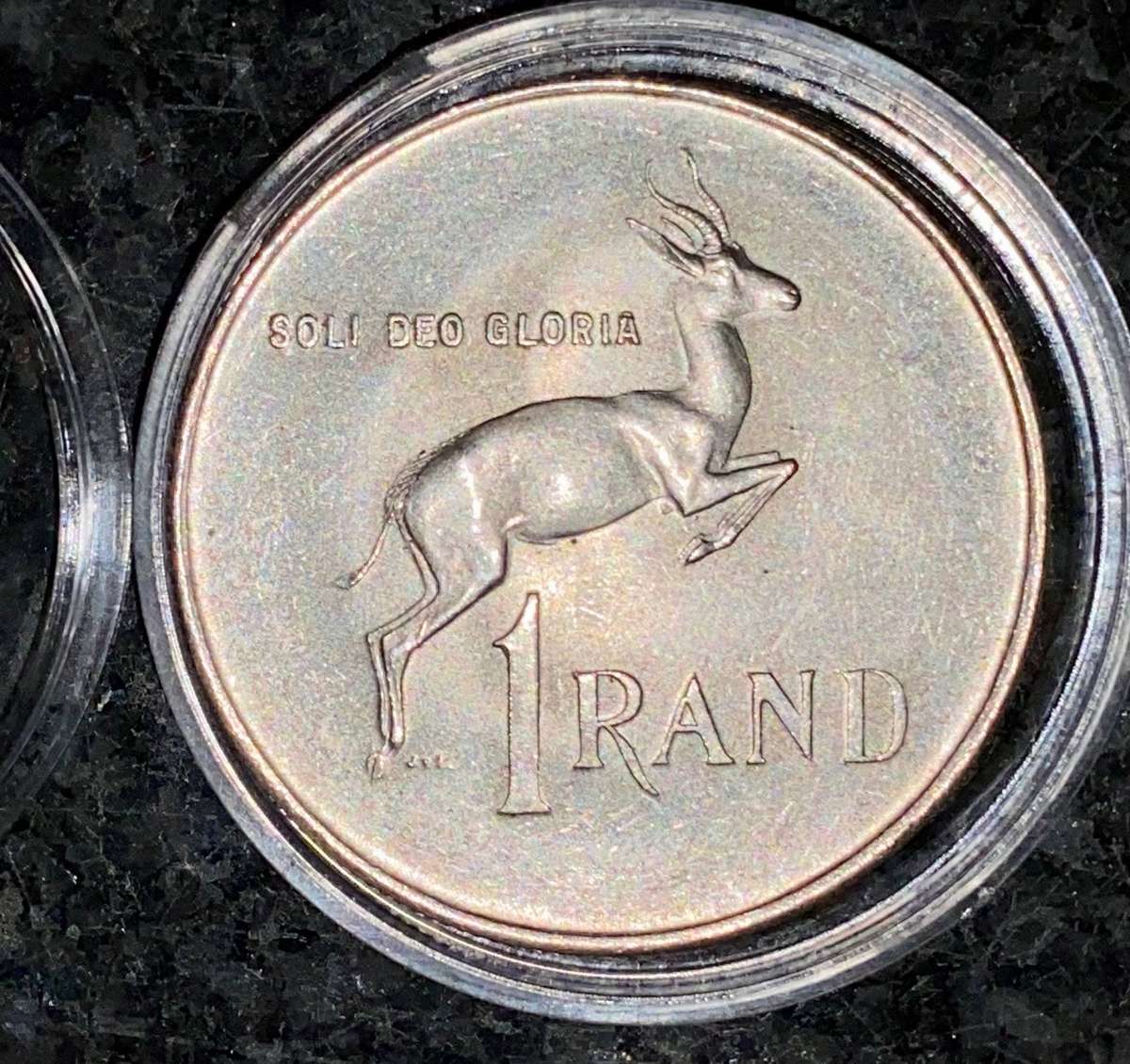 South Africa. Silver R1 -- 1966 English good condition in capsule