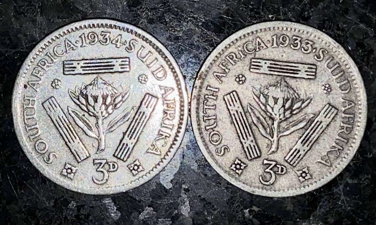 SA Union silver set 3d threepence 1933 & 1934 (1 bid takes all)