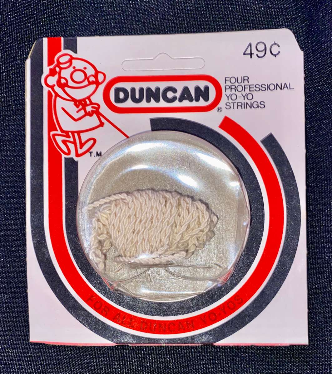 VINTAGE DUNCAN YO-YO REPLACEMENT STRINGS IN ORIGANAL PACKAGING STILL SEALED
