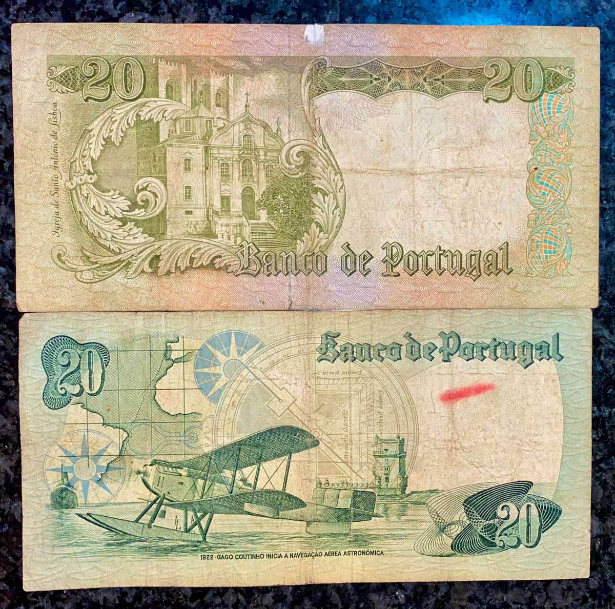 Portugal Two different 20 escudos 1964/78 (1 bid takes all)