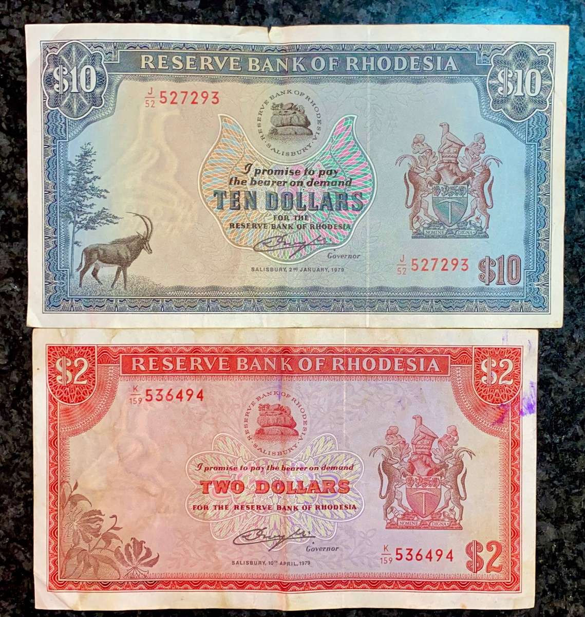 Rhodesia Set 10 dollars & 2 dollars 1979 (1 bid takes all)