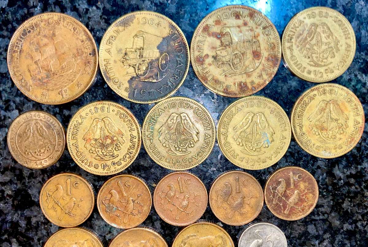 SOUTH AFRICA COIN COLLECTION 1946-1988 (1 BID TAKES ALL)