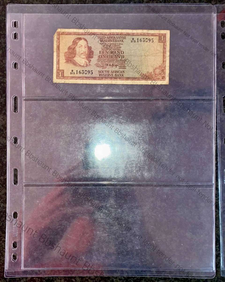 Banknote Stiff Plastic Sleeves - 3 Pocket sleeve (1 bid takes all 4 sleeves) banknotes incl