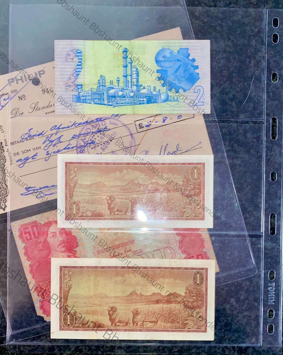 South Africa Various Banknotes - sleeves included (1 bid takes all))