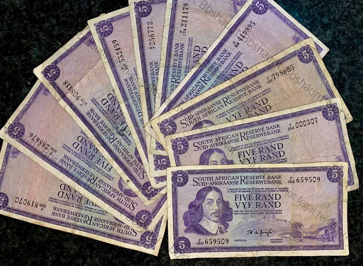 Tw De Jongh. R5 springbuck wtm & van Riebeeck wtm with low no 000307