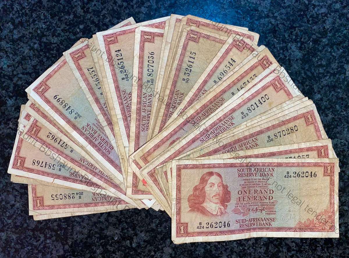 Tw De Jongh. R1 - B series 1973/75 (1 bid takes all 50 notes)