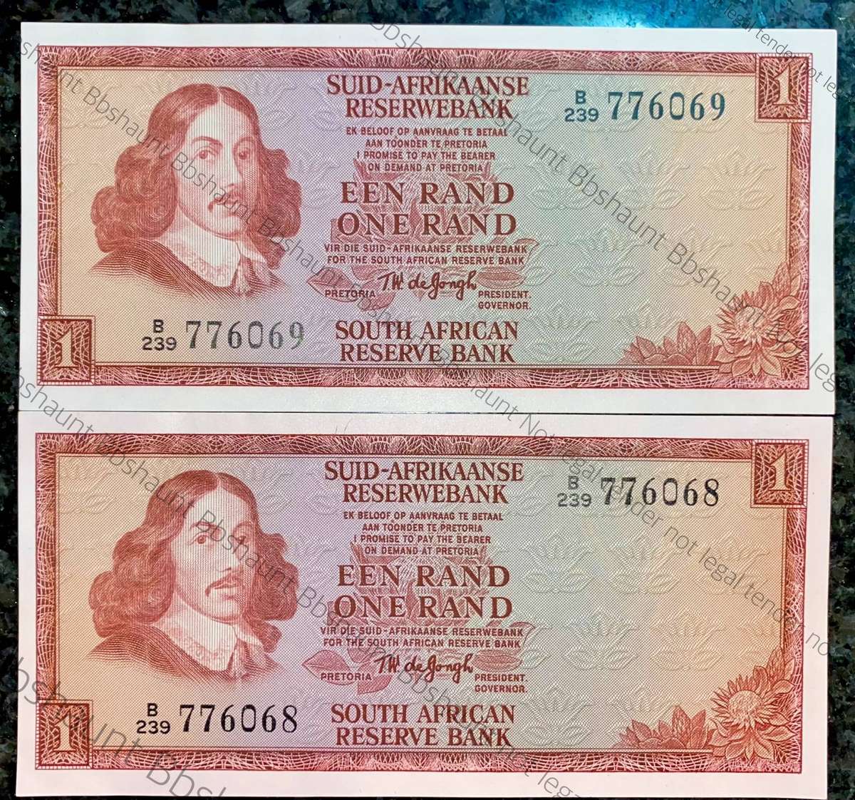 TW De Jongh. R1 in sequence B239 /776069-068 unc 2nd issue 1973 (1 bid takes all)