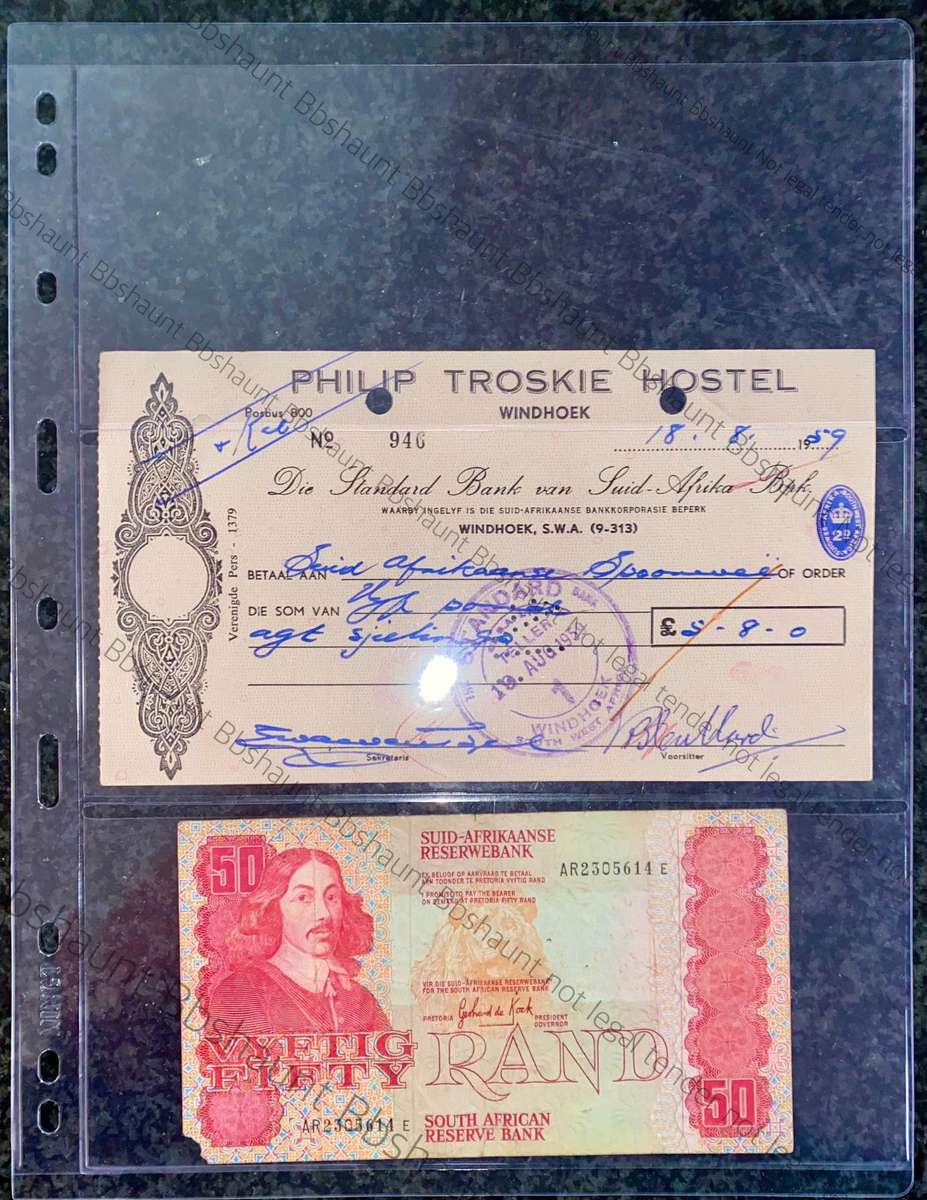 South Africa Various Banknotes - sleeves included (1 bid takes all))