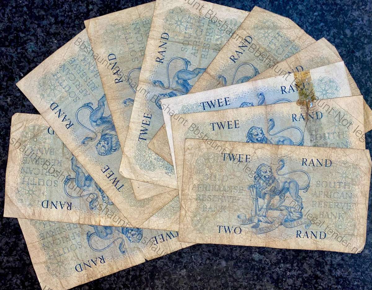 G Rissik. R2 -- 1st issue 1962 (1 bid takes all 10 notes )