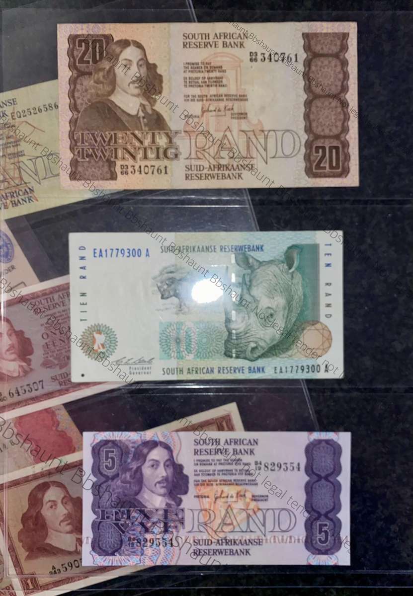 South Africa Various Banknotes - sleeves included (1 bid takes all))