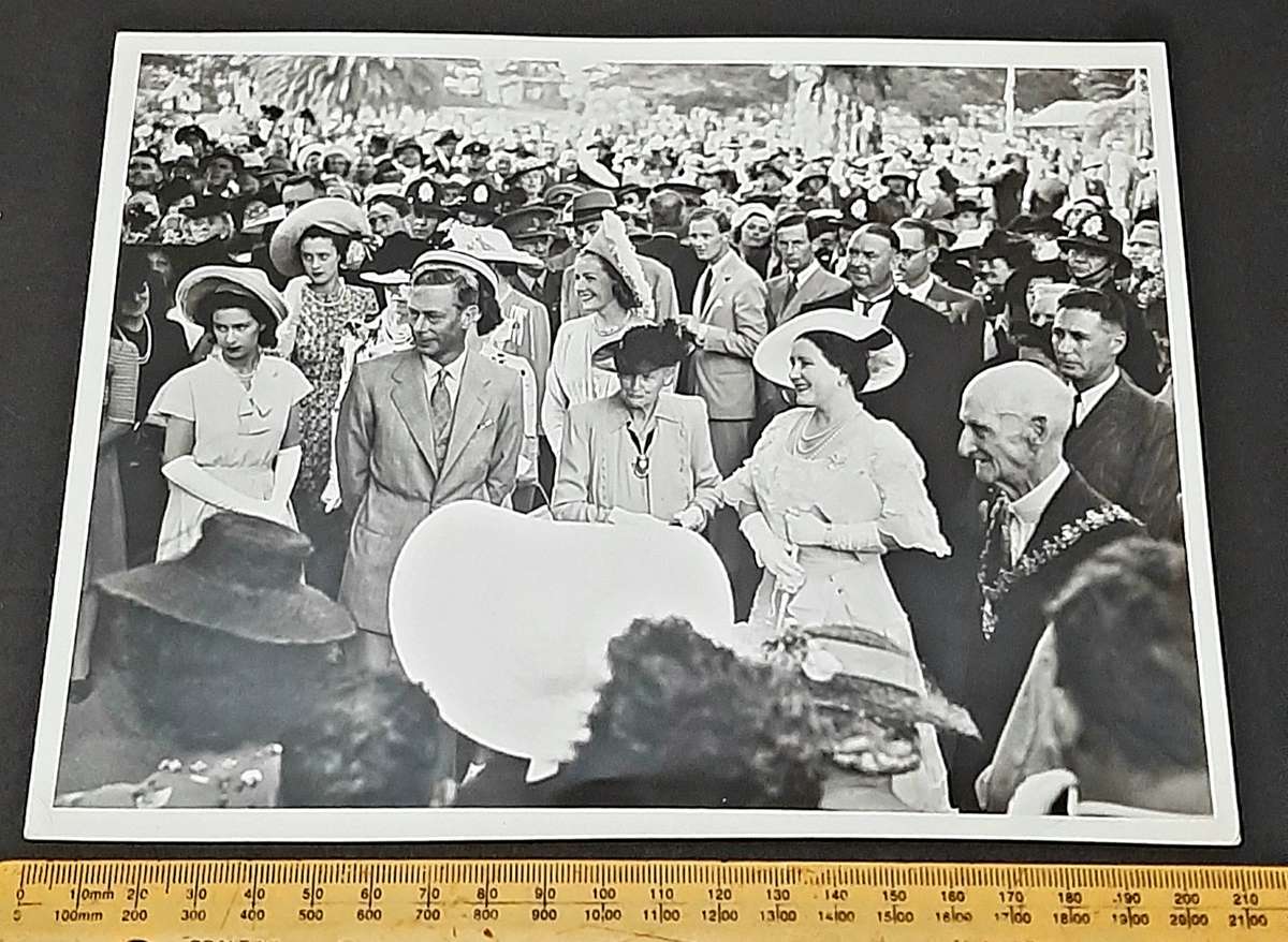 **RARE: 1947 Royal Visit to South Africa Official Photograph Lot #1 (SA Railways).**