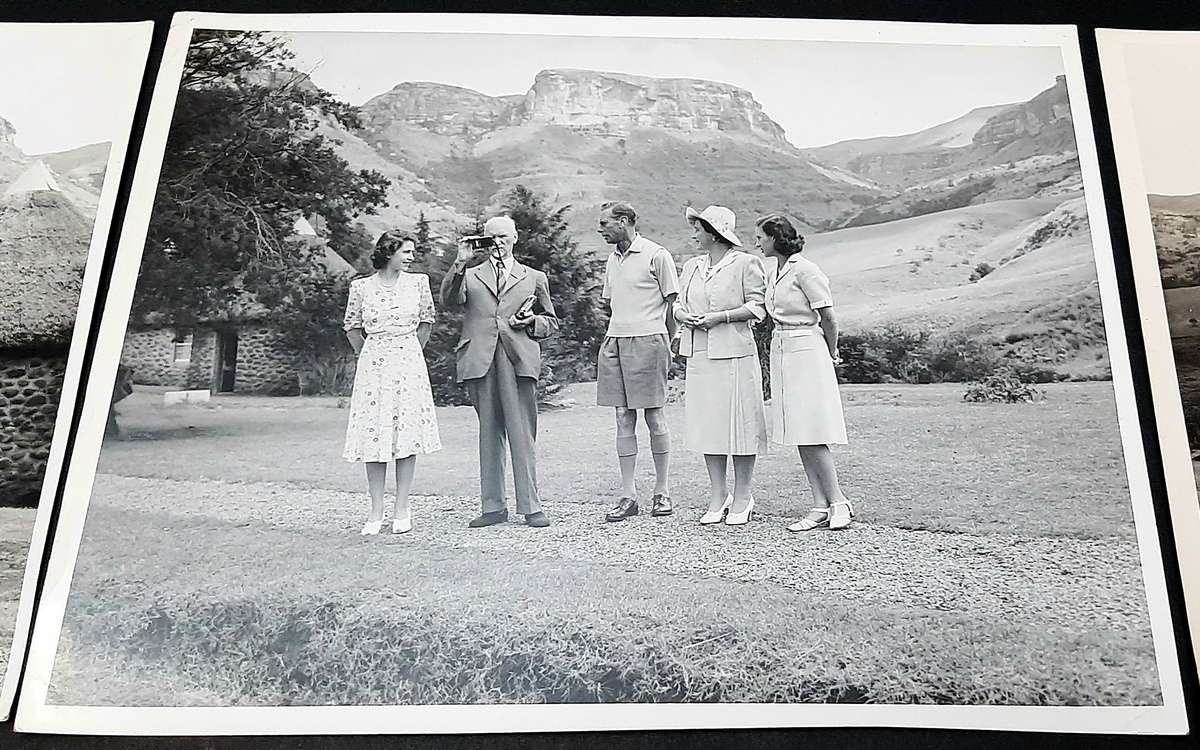 ** RARE: 1947 Royal Visit to South Africa Official Photograph Lot #3 **