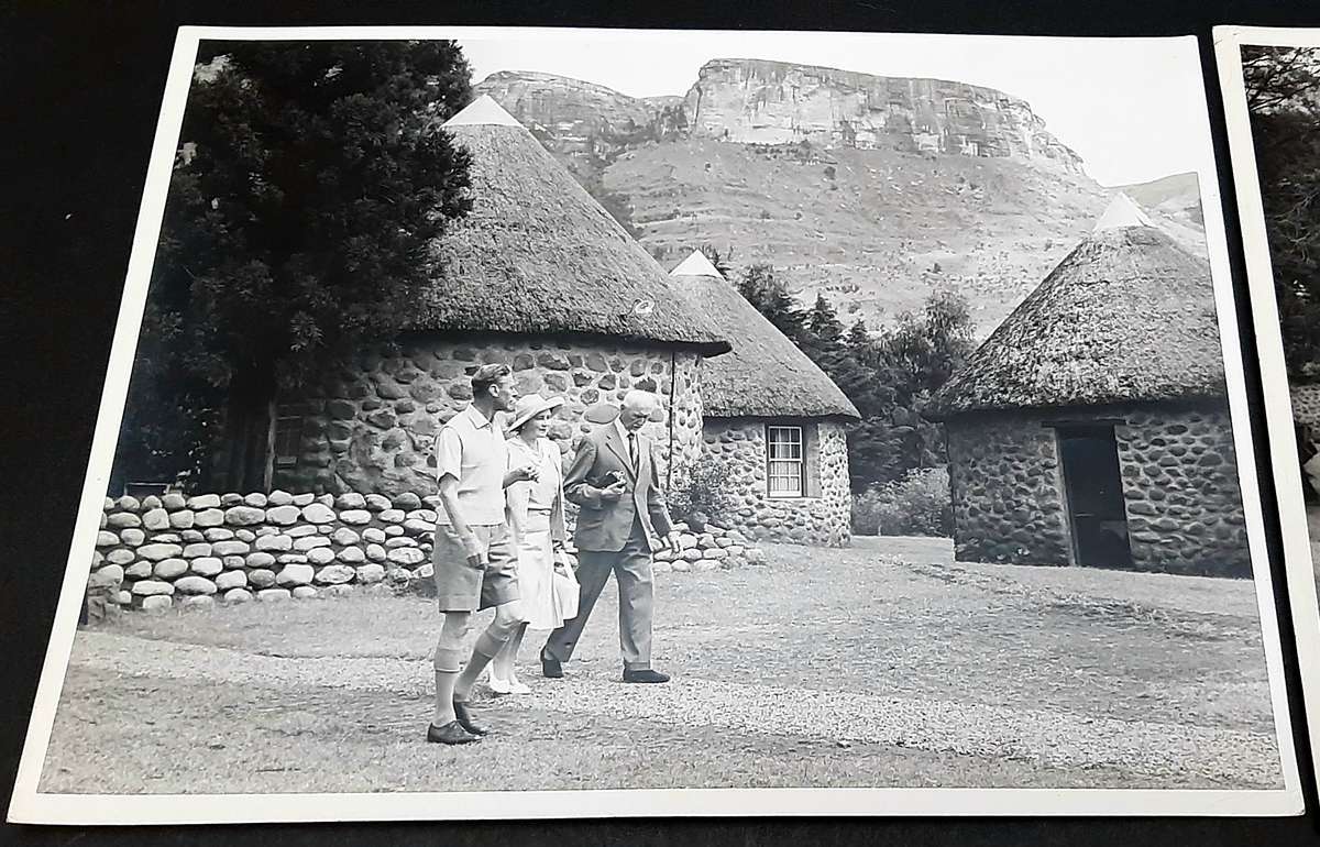 ** RARE: 1947 Royal Visit to South Africa Official Photograph Lot #3 **