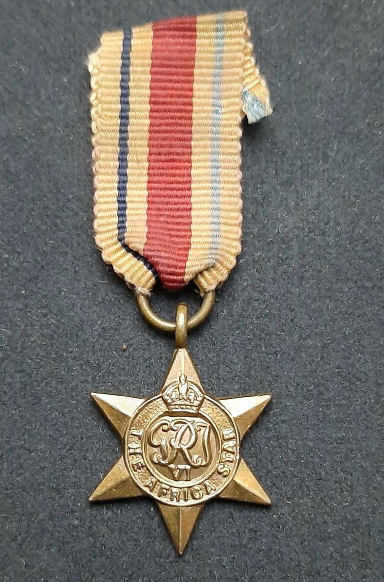 **WW2 UDF: Africa Star Miniature Medal w/ Ribbon (SA Issue).**