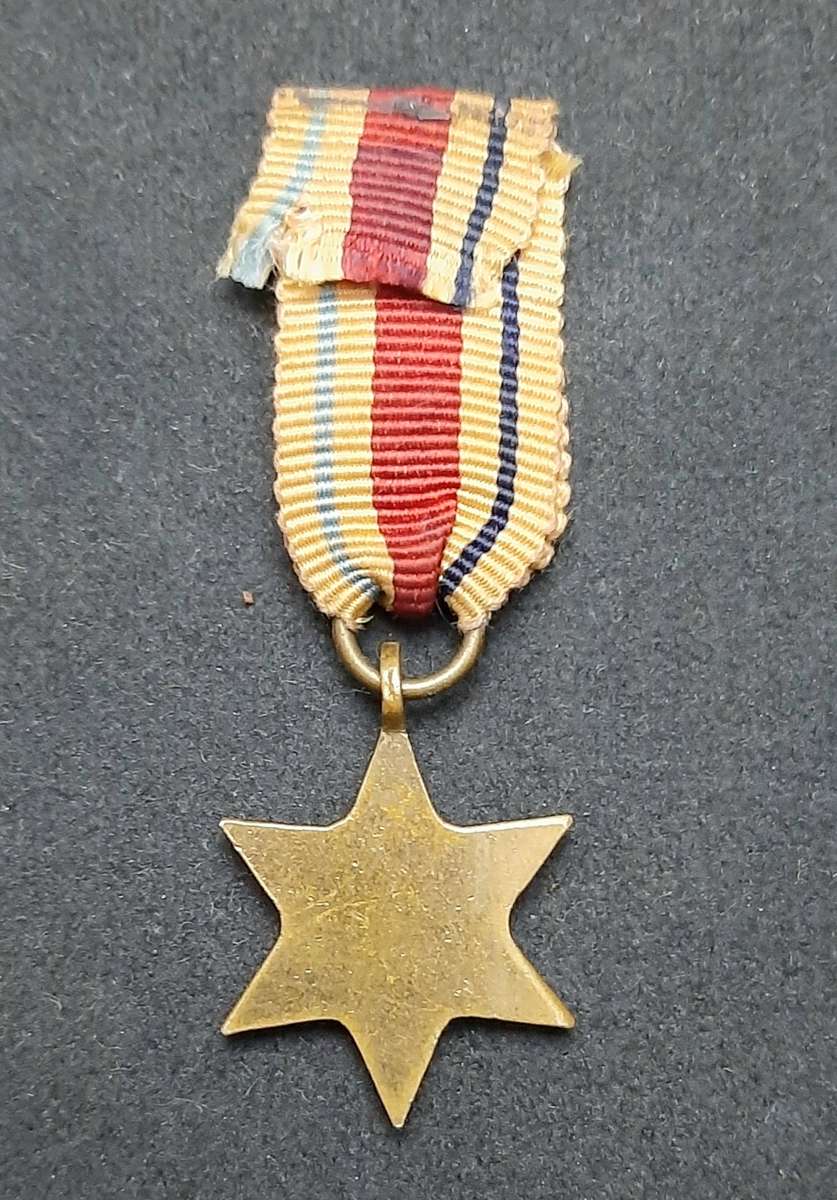 **WW2 UDF: Africa Star Miniature Medal w/ Ribbon (SA Issue).**
