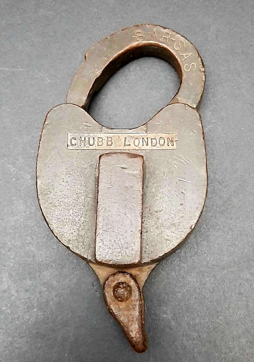 **RARE: 1960s SA Railways Brass Lever Padlock (Chubb, London) NO KEY ***
